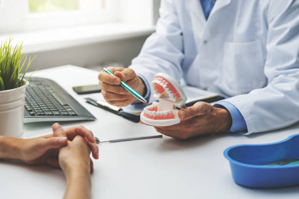 Best Emergency Dental Care  in Santa Clarita, CA